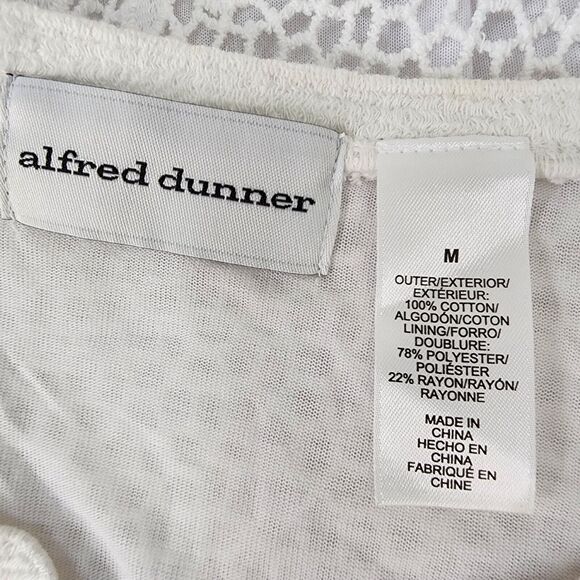 Alfred Dunner Tunic Top Womens Medium White Open Crochet 3/4 Sheer Sleeve Lined - Picture 7 of 9